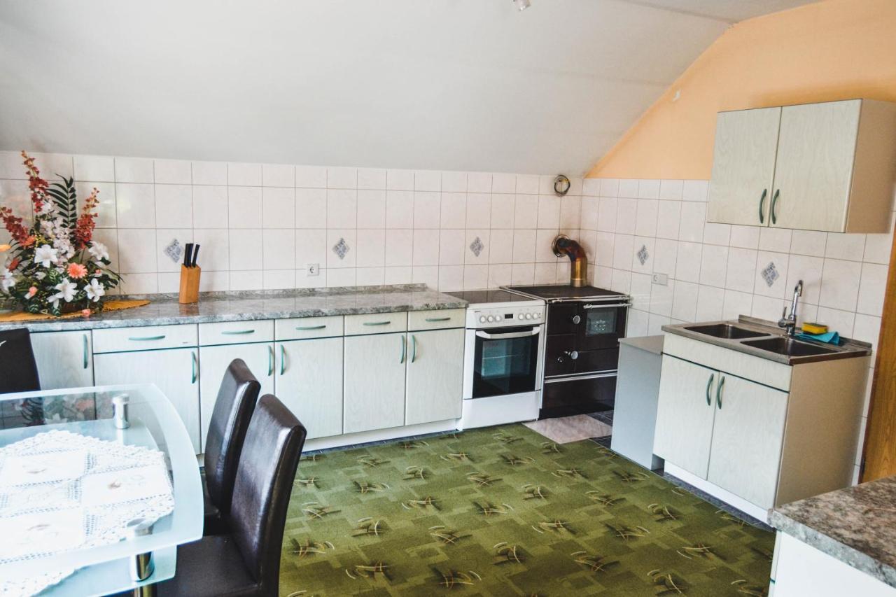 Apartmaji Krebs Mezica Esterno foto